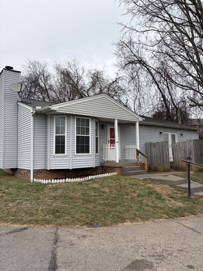 808 Patio Ct
