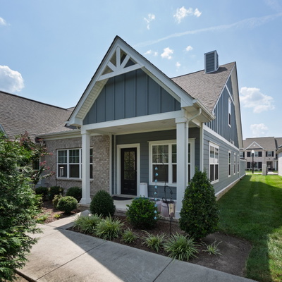 132 Kings Knoll Blvd