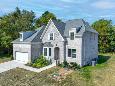 631 Silva Ln