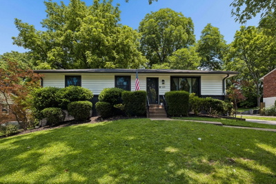320 Garrett Dr