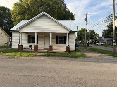 429 Forrest St