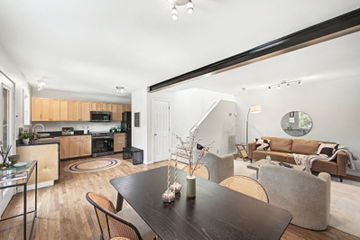 940 Gale Ln