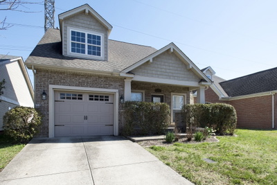 1437 Bending River Dr