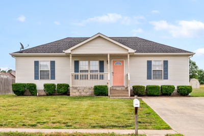 556 Oakmont Dr