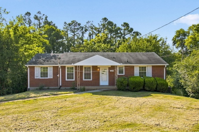 3015 Jenry Dr