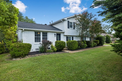 8072 Sawyer Brown Rd