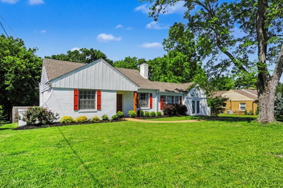 1207 Kenwood Dr