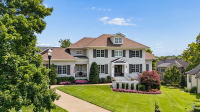 9 Winged Foot Pl