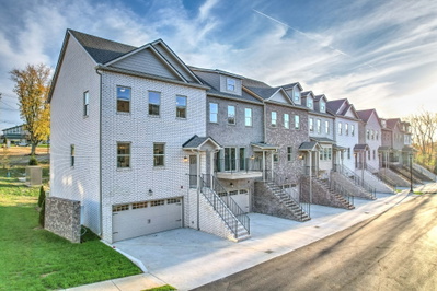 210 Charlotte Everly Cir