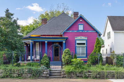 302 Hancock St