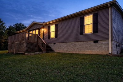 137 Hawkins Rd