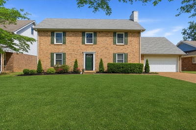 609 Sugartree Ln