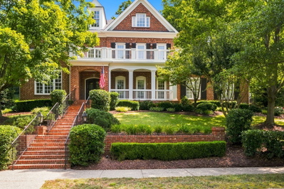 226 Chatfield Way