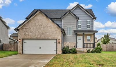 758 Banister Dr