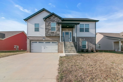 1037 Whitney Dr