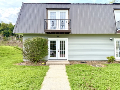 2108 Ashland City Rd