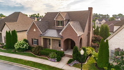 1701 Noah Ln