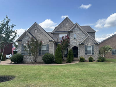 1081 Avery Trace Cir