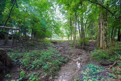 1094B Center Point Rd
