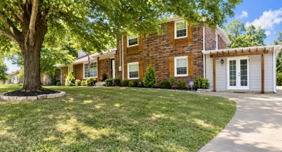 121 Grandview Cir