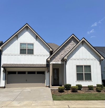 3626 Jacaranda Ln