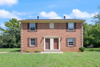 2556 Oak Hill Dr