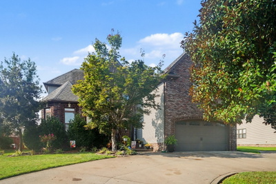 1520 Green Grove Way