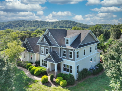 2533 Belle Brook Dr
