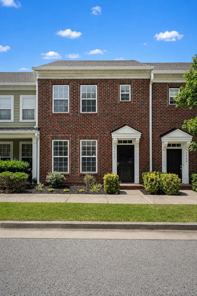 2686 Avery Park Dr