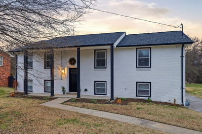 601 Huntington Pkwy