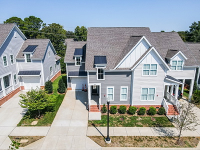 425 Herringbone Ct