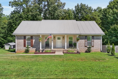 385 Belmont Rd