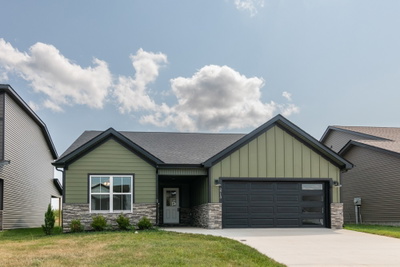 2713 Brewster Drive