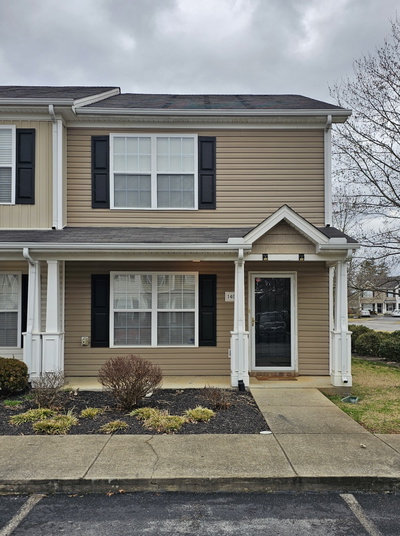 1402 Orange Ct