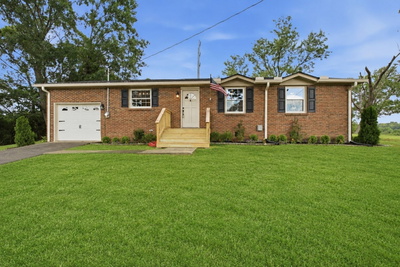 230 S Valley Rd