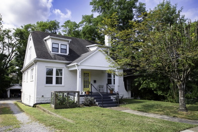 2505 W Linden Ave