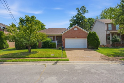 6115 Tuckaleechee Ln