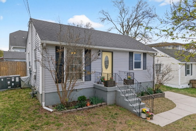 614A Annex Ave