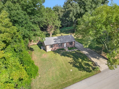 1325 Courtney Dr