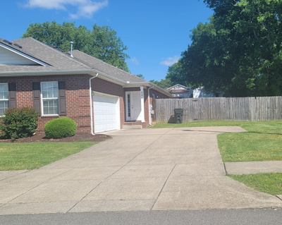 526 Rose Cottage Cir