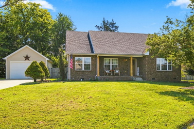 112 Eagles Nest Dr