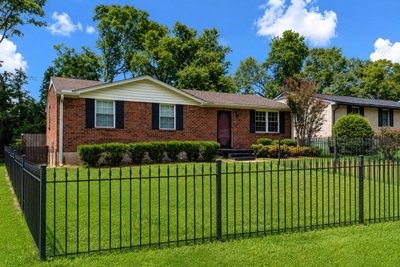 3229 Briarwick Dr
