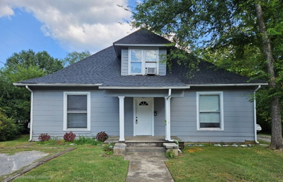 305 4th Ave