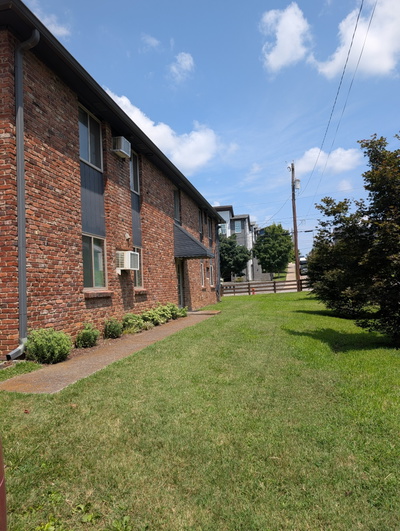 1101 Wade Ave