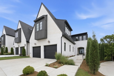 328 Kelly Glenn Ct