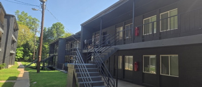550 Harding Pl