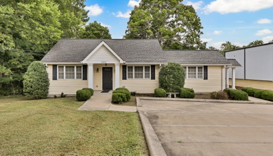 451 Rossview Rd