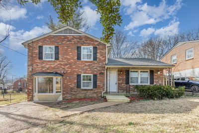 3305 Panorama Dr