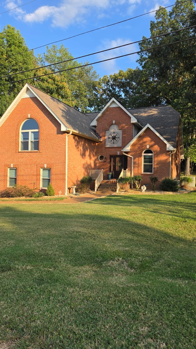 215 S Aztec Dr
