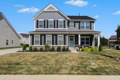 1913 Oak Dr